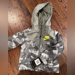 NWT Nike grey camo toddler boys fleece lined jacket with hoodie 2T